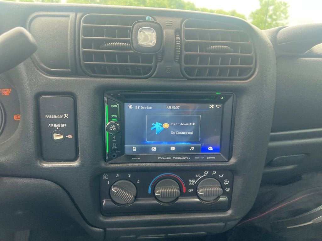 2003 GMC Sonoma SL
