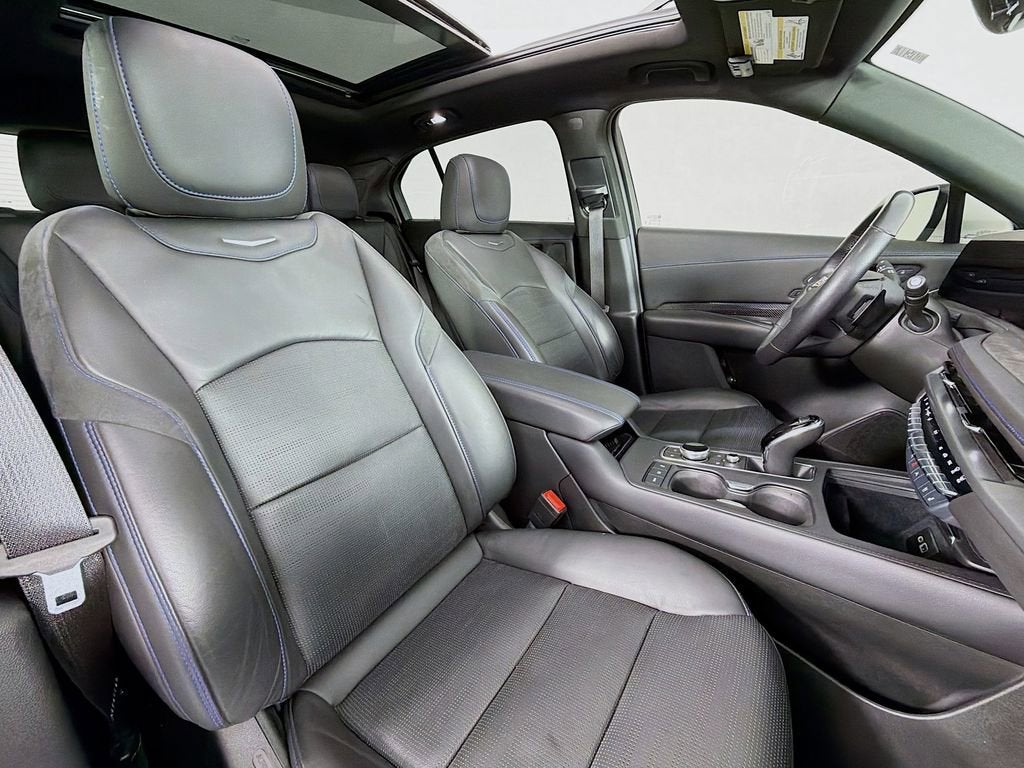 2024 Cadillac XT4 Sport