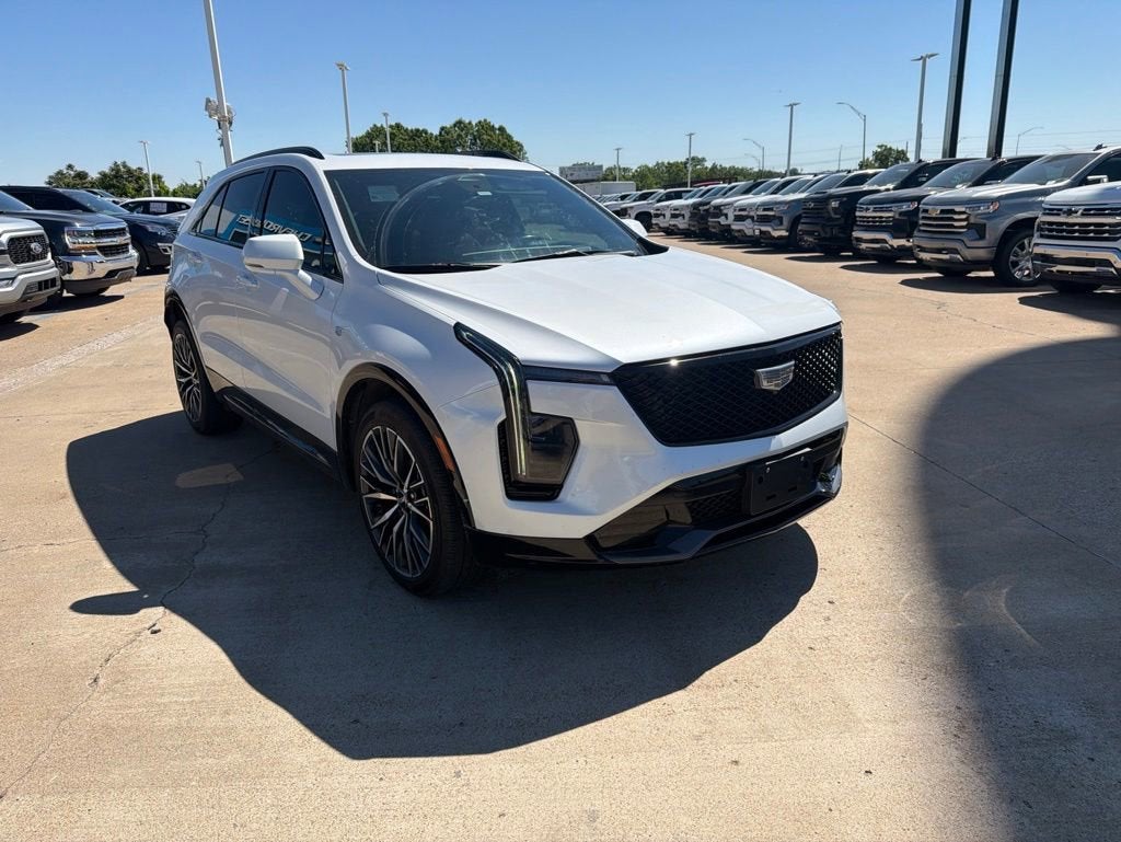 2024 Cadillac XT4 Sport