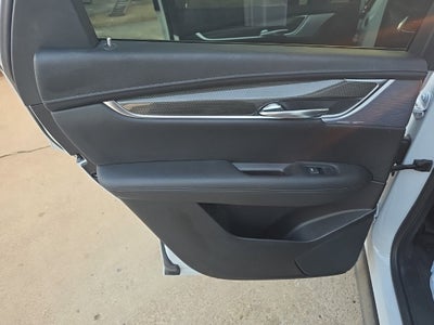 2022 Cadillac XT5 Sport