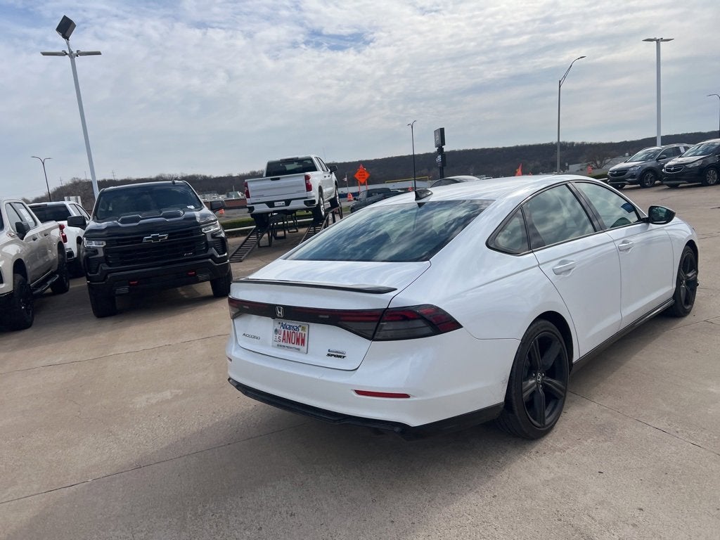2023 Honda Accord Hybrid Sport-L