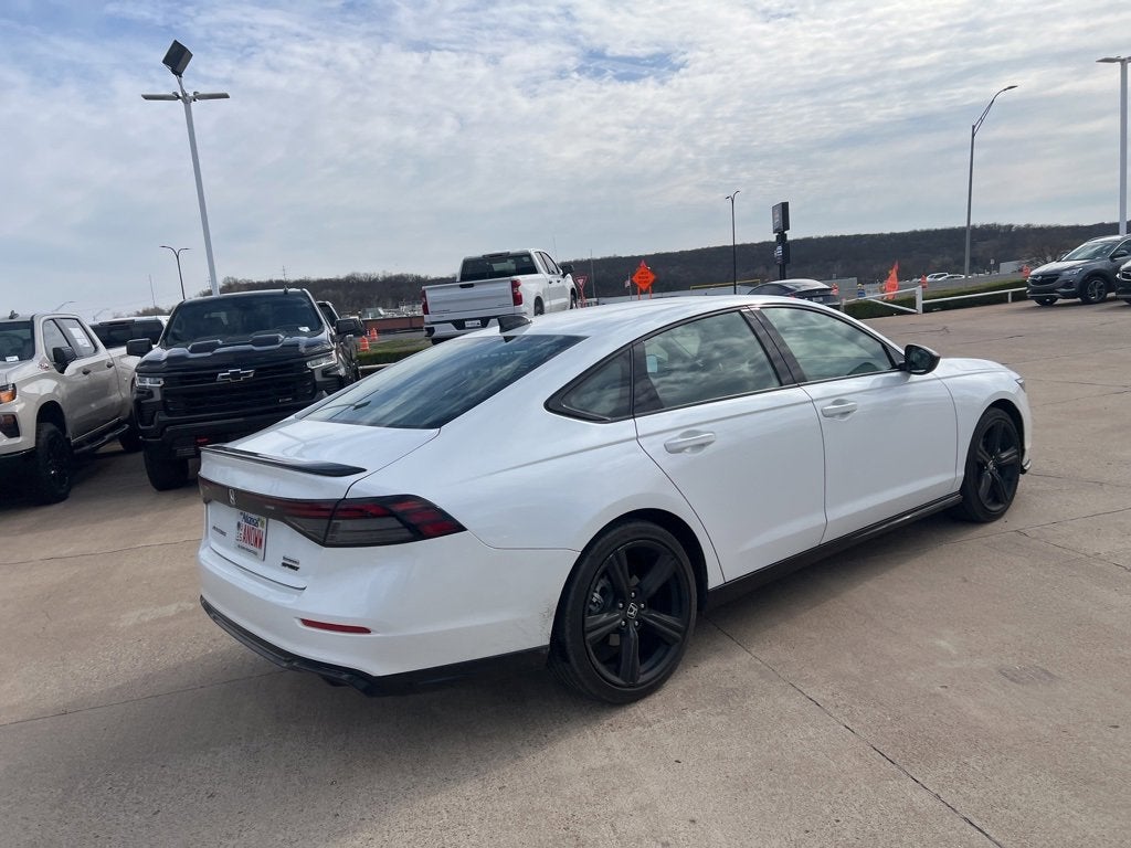 2023 Honda Accord Hybrid Sport-L