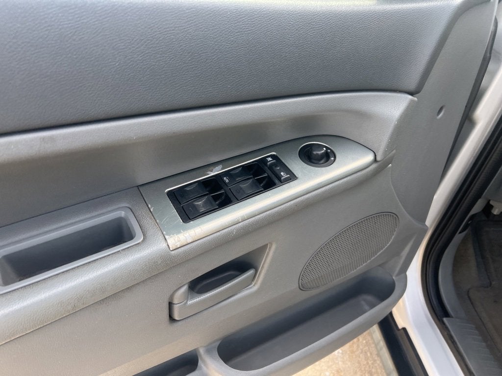 2005 Jeep Grand Cherokee Laredo