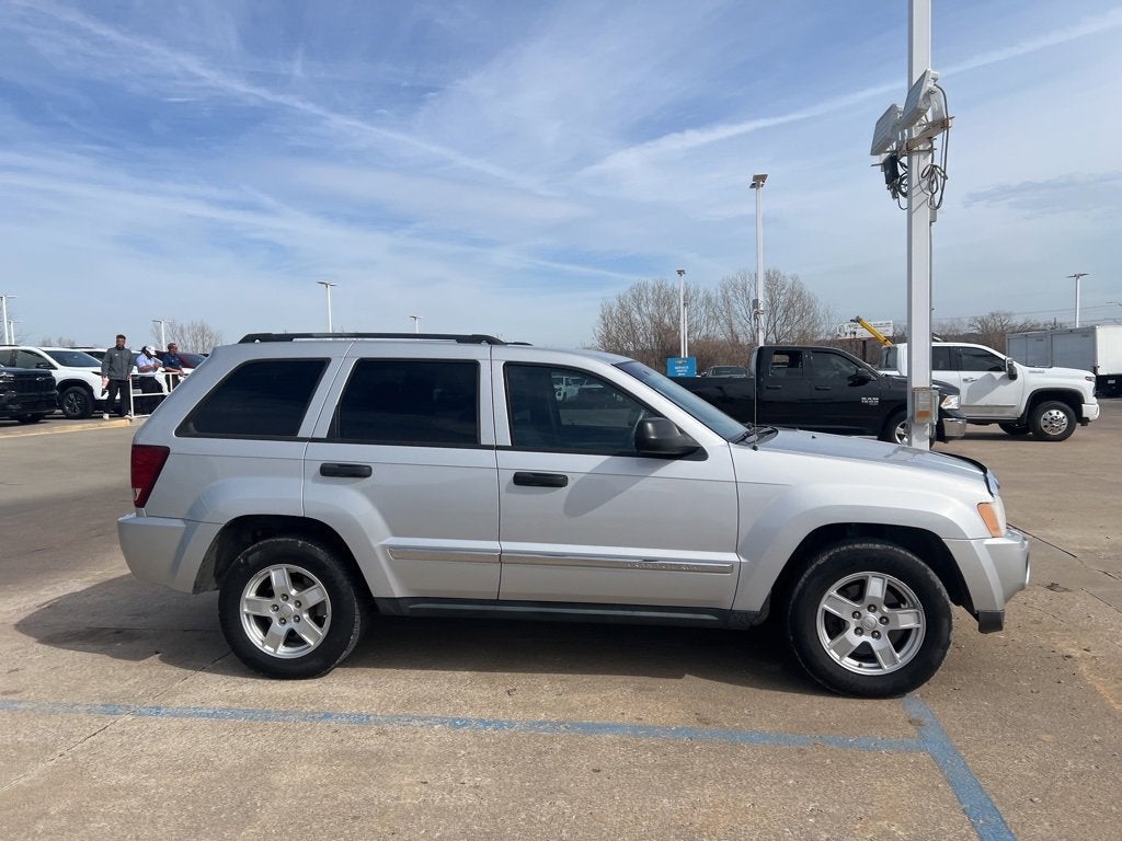 2005 Jeep Grand Cherokee Laredo