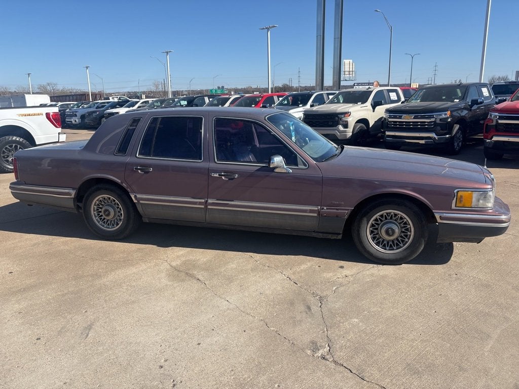 1994 Lincoln Town Car Signature