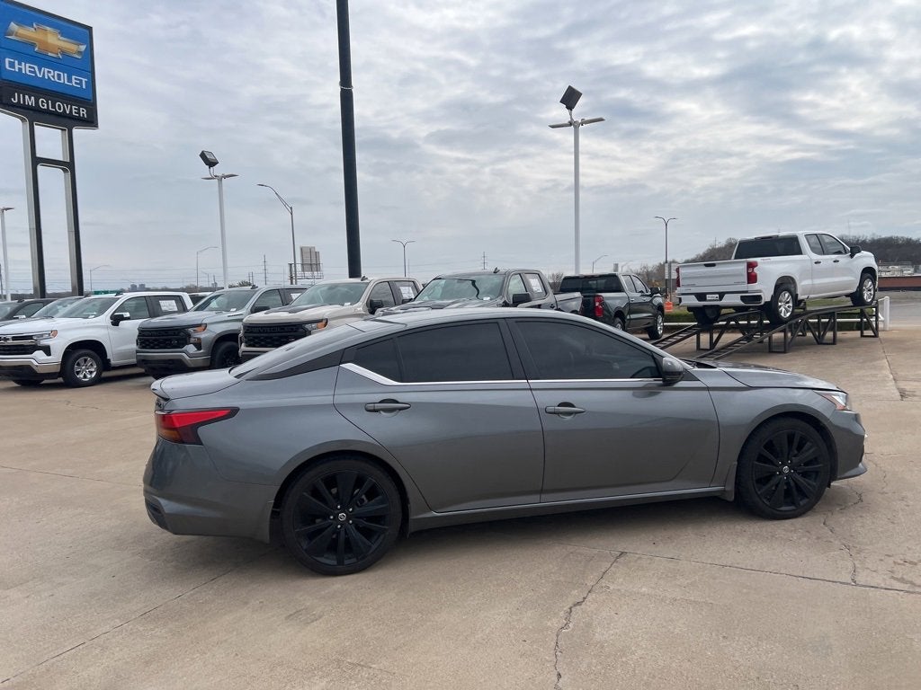 2022 Nissan Altima 2.5 SR