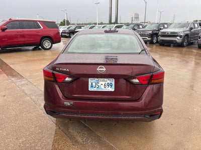 2025 Nissan Altima SV