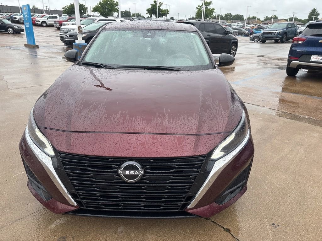 2025 Nissan Altima SV