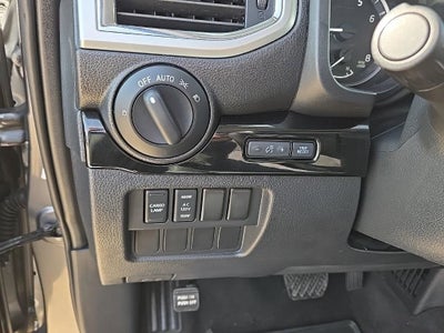 2020 Nissan Titan SV