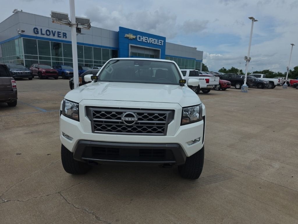 2024 Nissan Frontier SV