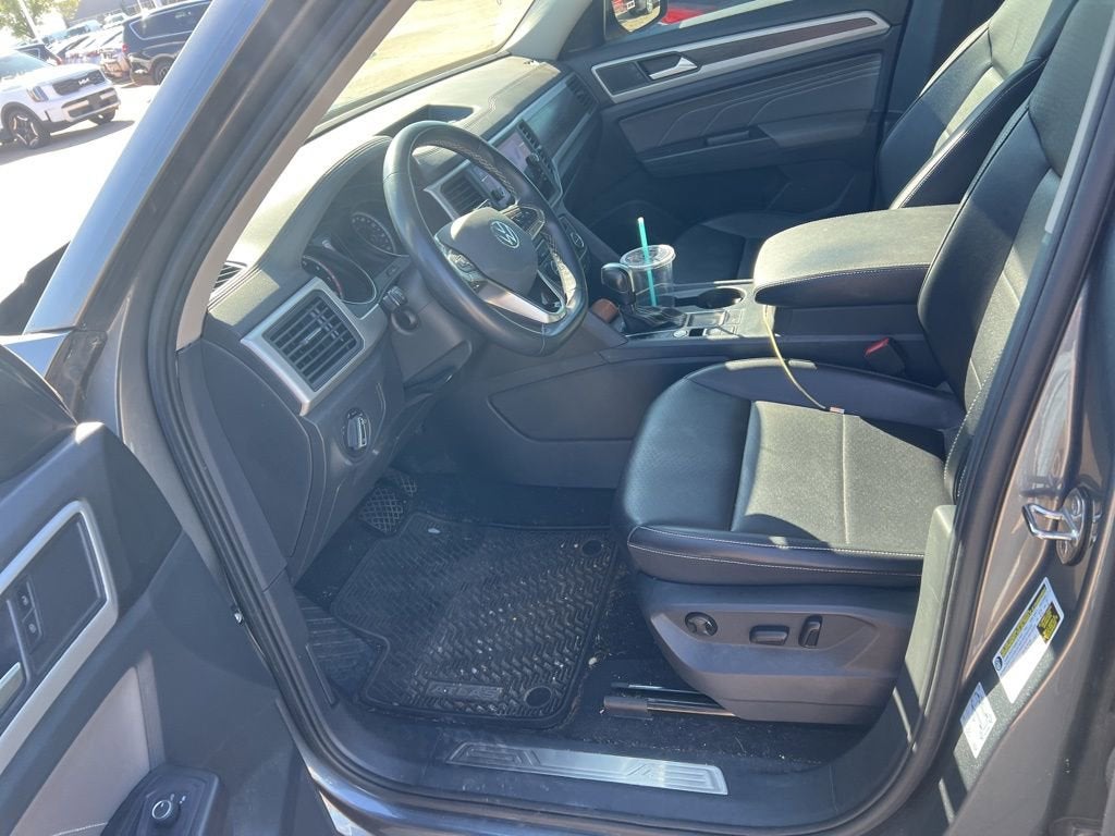 2021 Volkswagen Atlas 3.6L V6 SE w/Technology