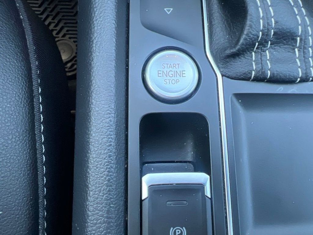2022 Volkswagen Atlas 2.0T SE w/Technology