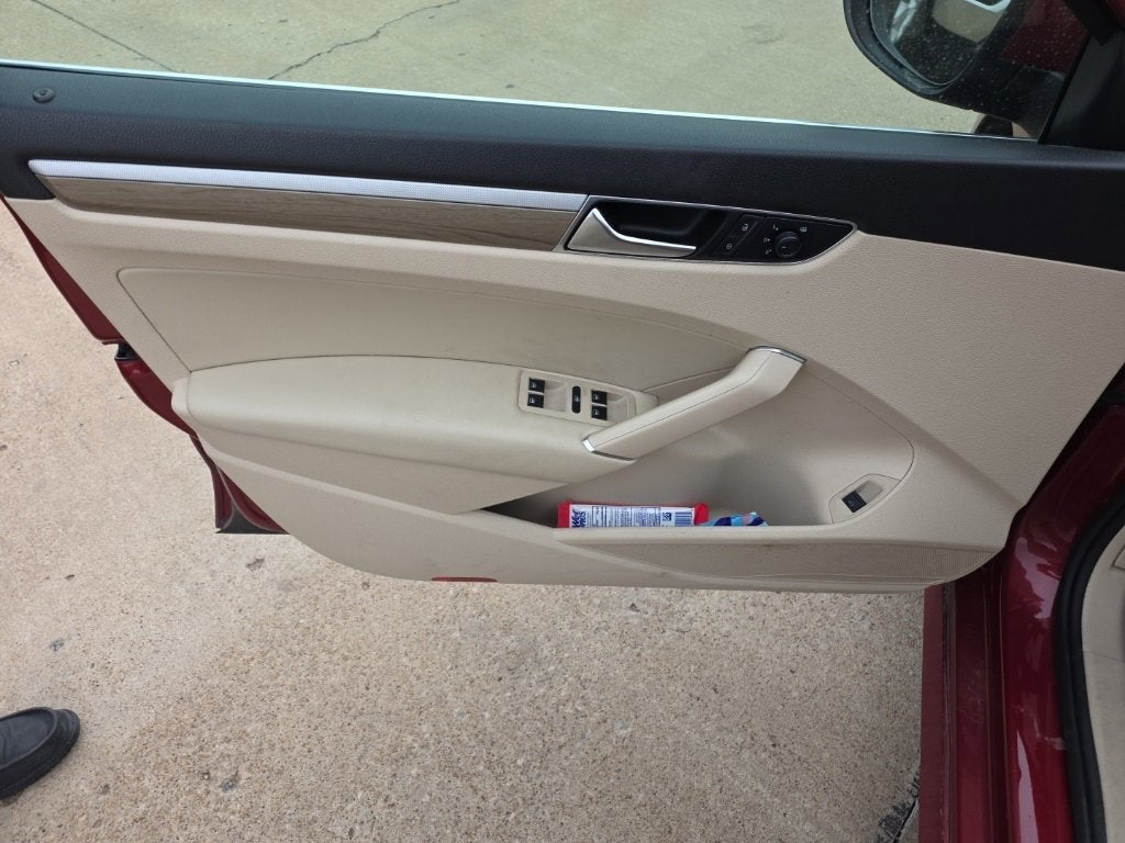 2018 Volkswagen Passat 2.0T SE