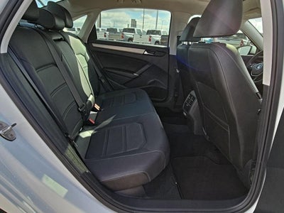 2022 Volkswagen Passat 2.0T SE