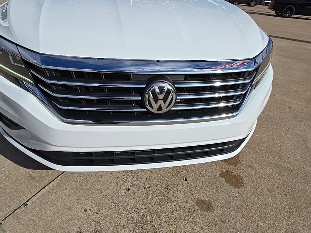 2022 Volkswagen Passat 2.0T SE