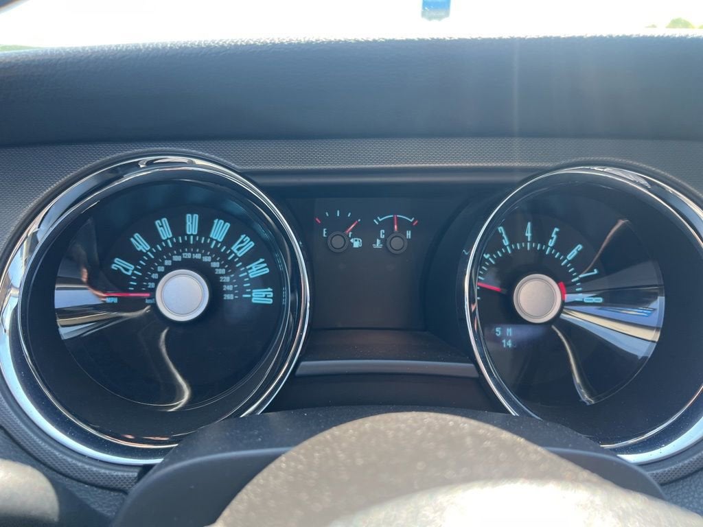 2011 Ford Mustang V6