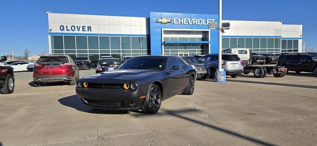 2022 Dodge Challenger SXT