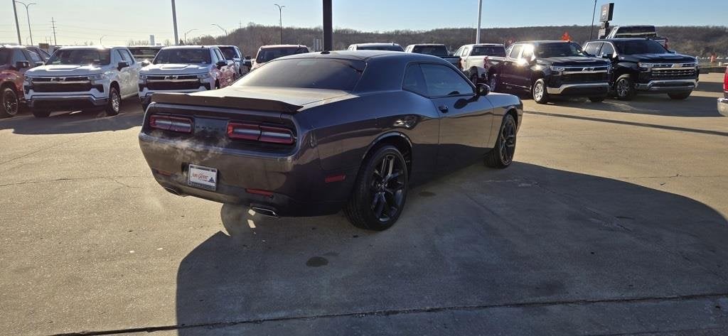 2022 Dodge Challenger SXT
