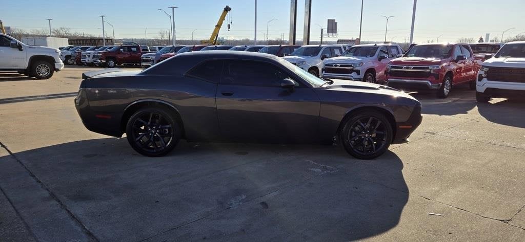 2022 Dodge Challenger SXT