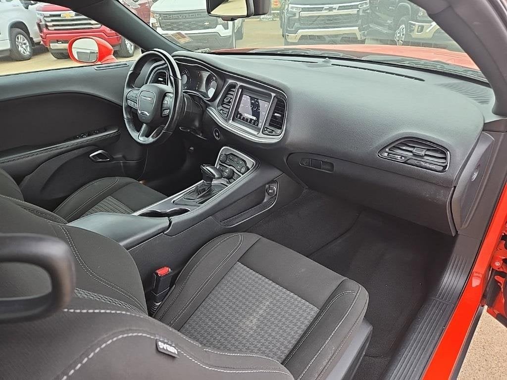 2021 Dodge Challenger SXT