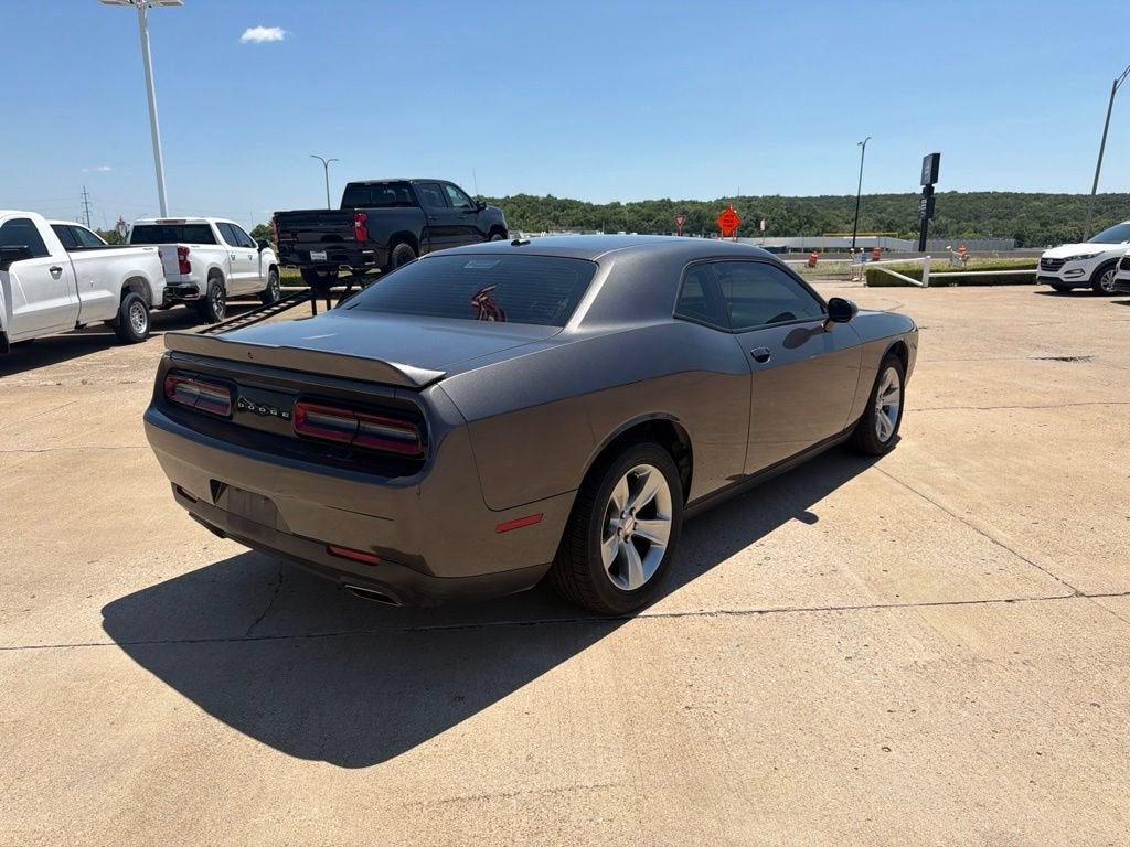2020 Dodge Challenger SXT