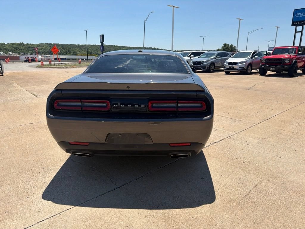 2020 Dodge Challenger SXT