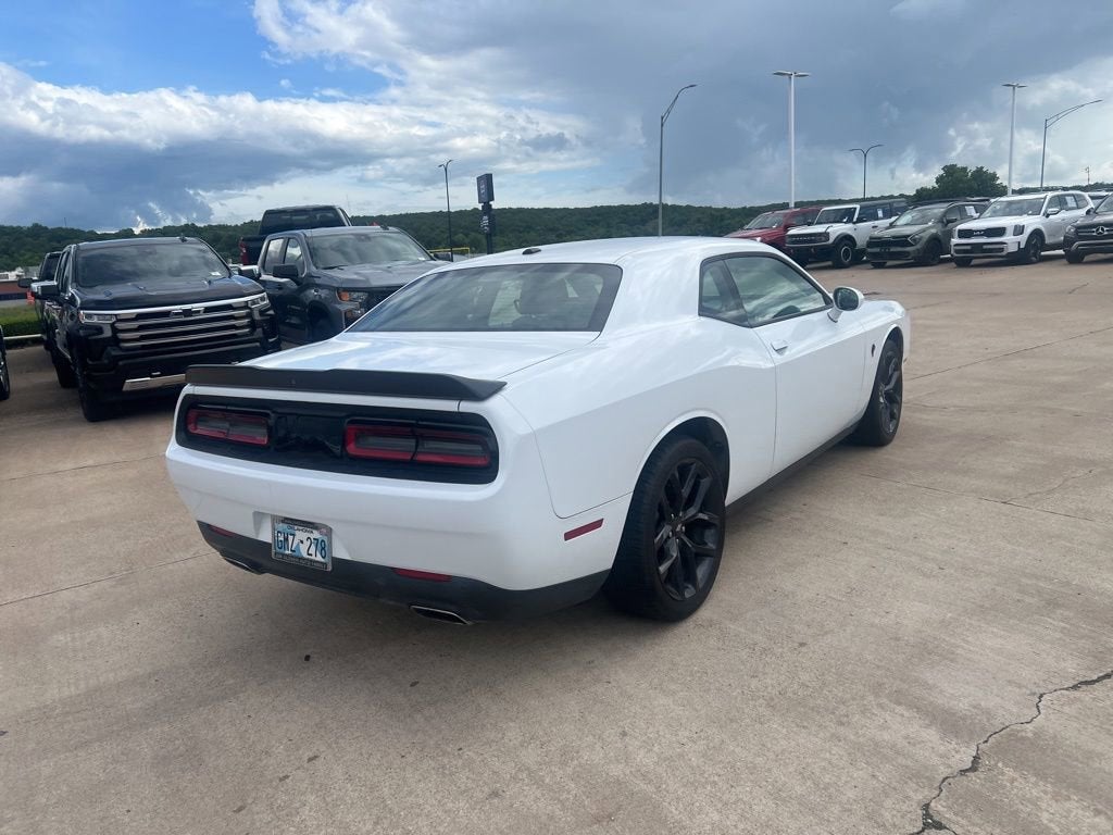 2021 Dodge Challenger SXT