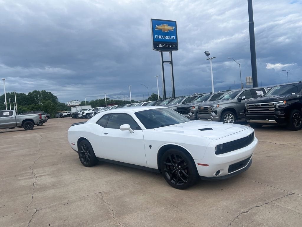 2021 Dodge Challenger SXT