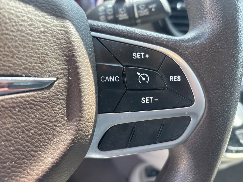 2017 Chrysler Pacifica LX