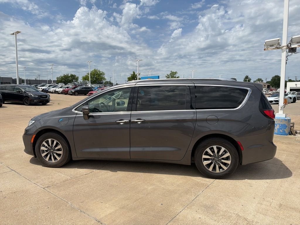2021 Chrysler Pacifica Hybrid Touring L