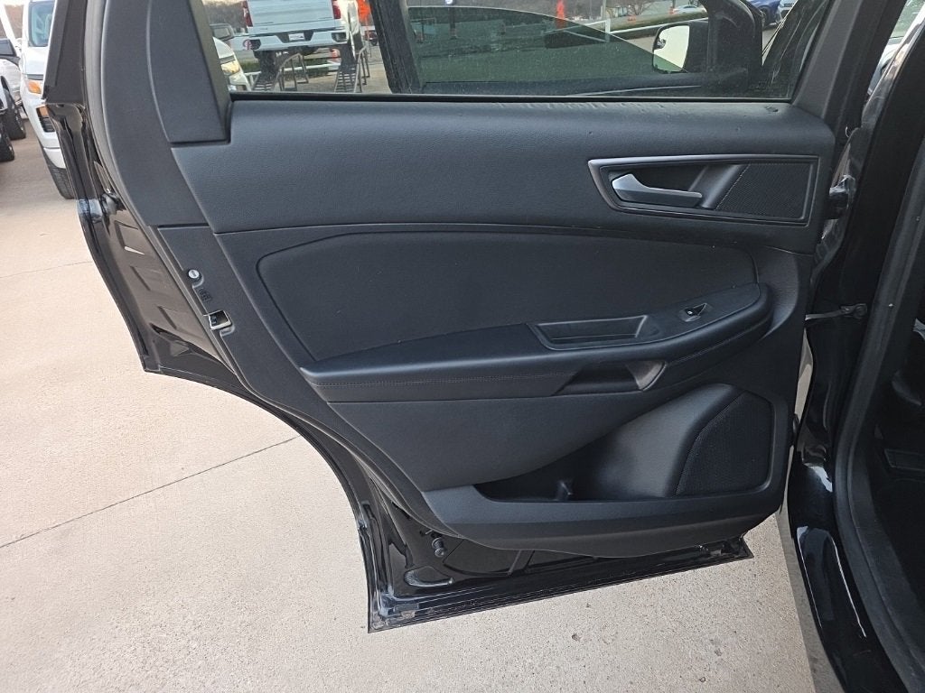 2018 Ford Edge SE