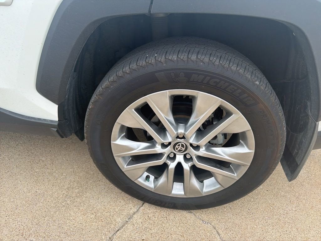 2024 Toyota RAV4 XLE Premium