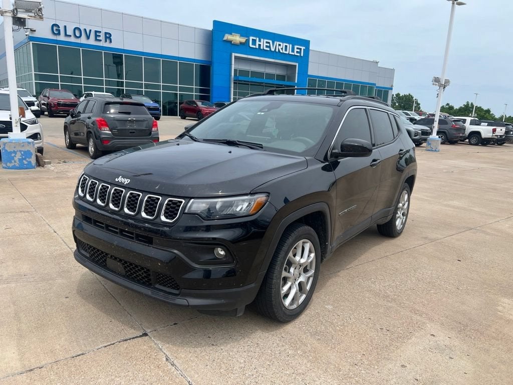 2024 Jeep Compass Latitude Lux