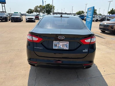 2016 Ford Fusion SE