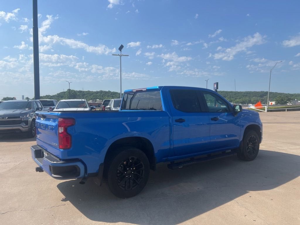 2025 Chevrolet Silverado 1500 Custom