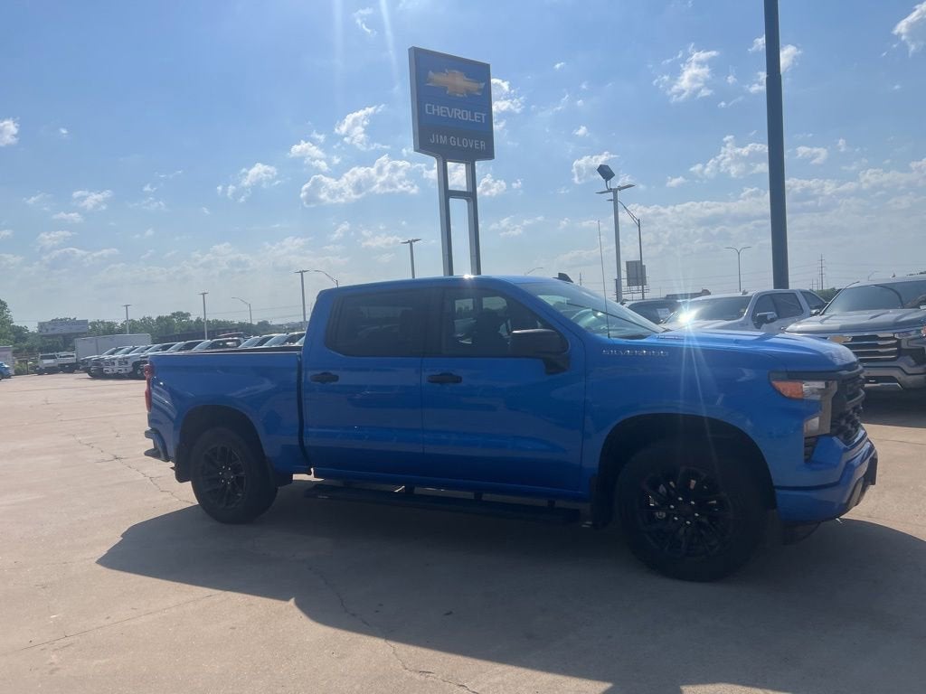 2025 Chevrolet Silverado 1500 Custom