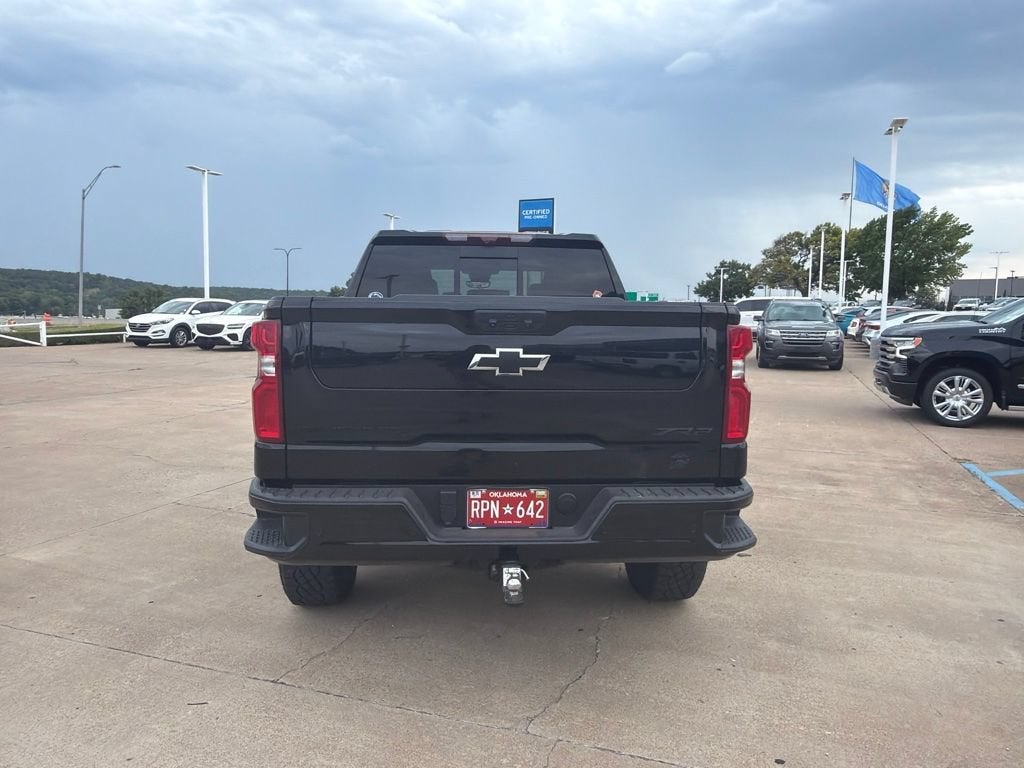 2025 Chevrolet Silverado 1500 ZR2