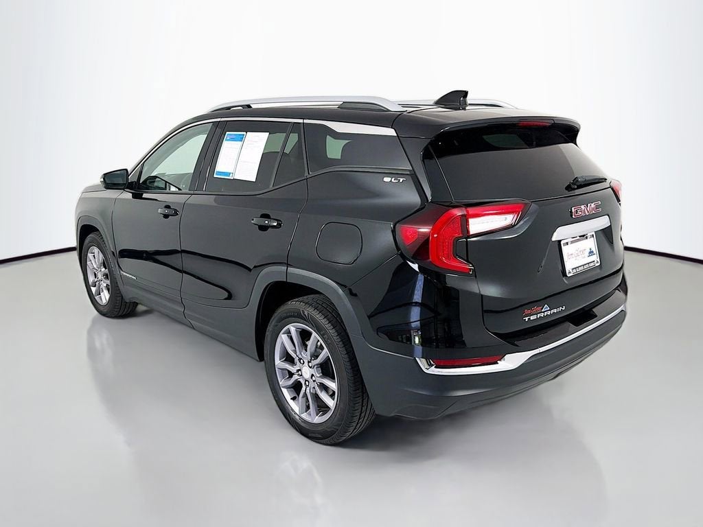 2023 GMC Terrain SLT