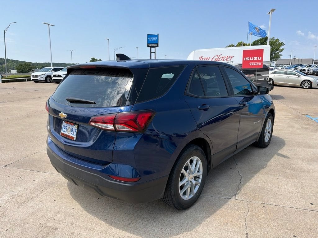 2022 Chevrolet Equinox LS