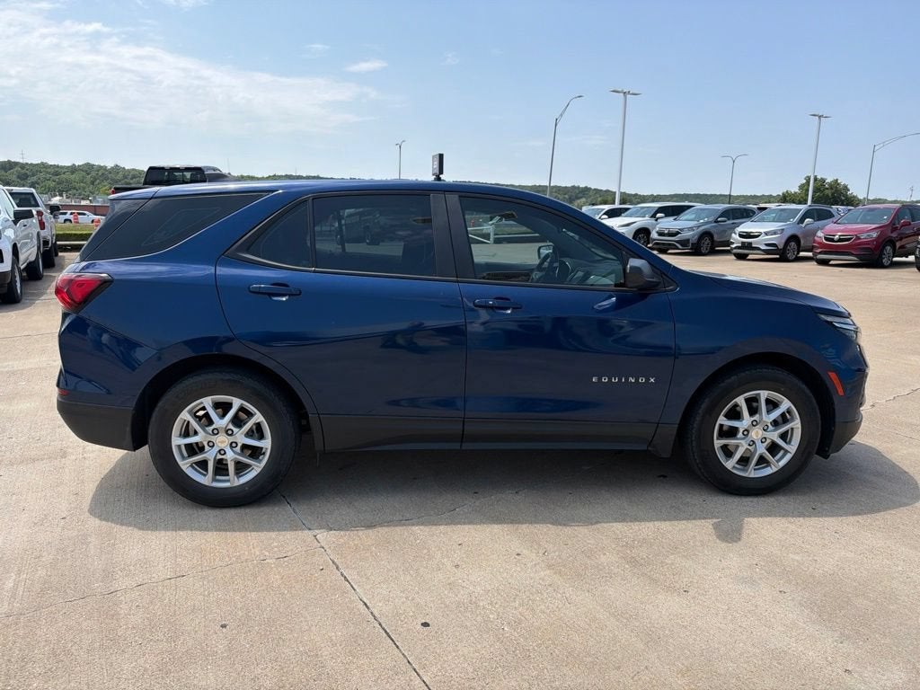 2022 Chevrolet Equinox LS