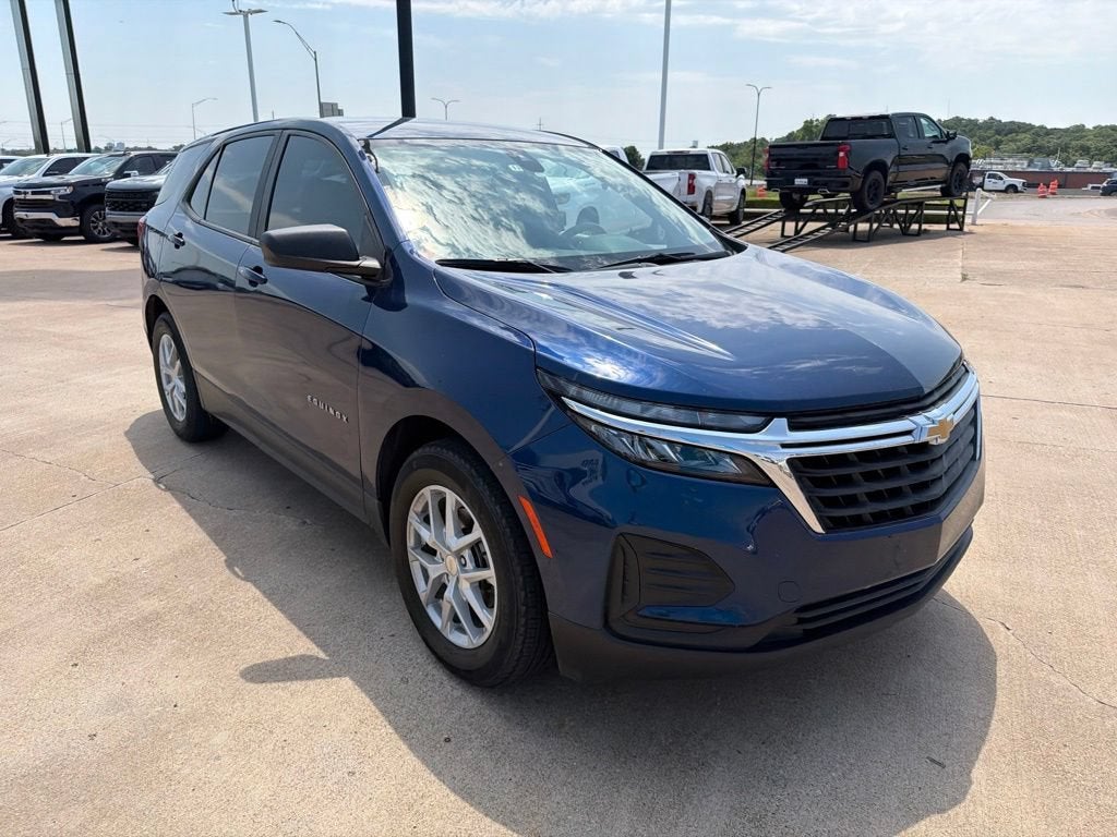 2022 Chevrolet Equinox LS