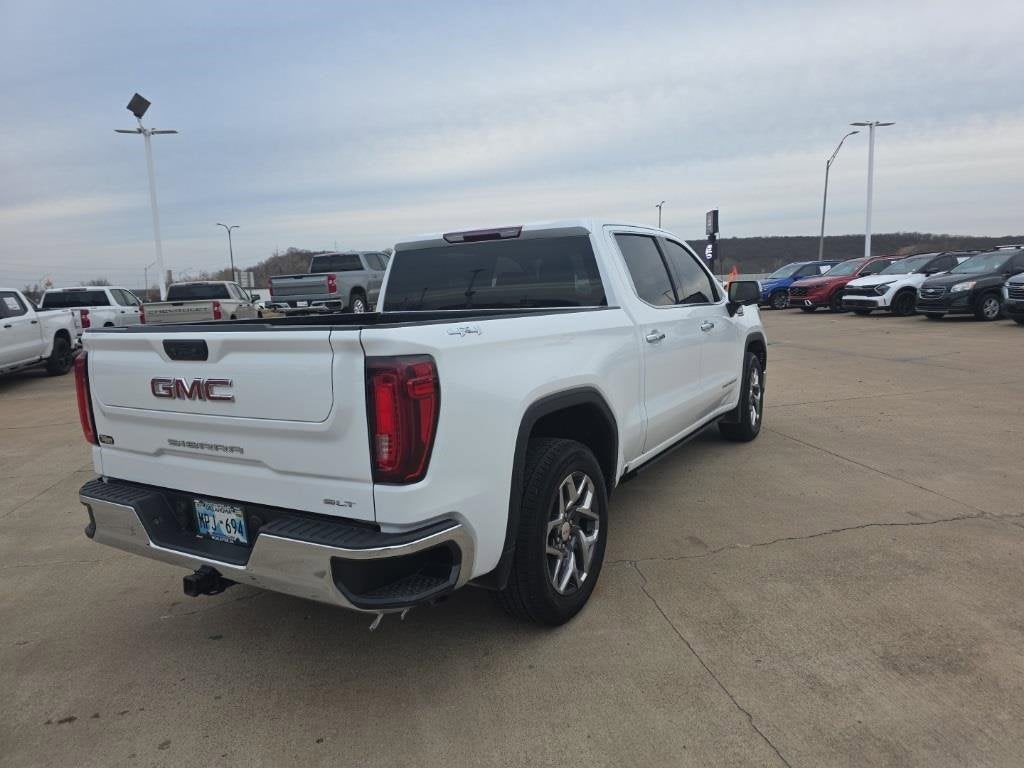2022 GMC Sierra 1500 SLT