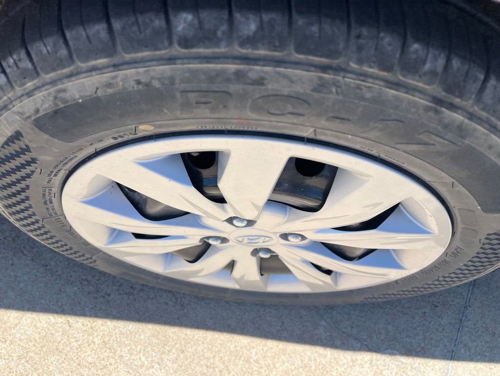 2020 Hyundai Accent SE