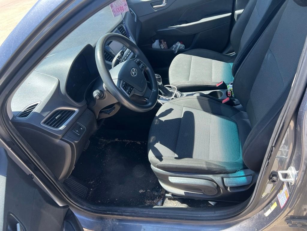 2020 Hyundai Accent SE