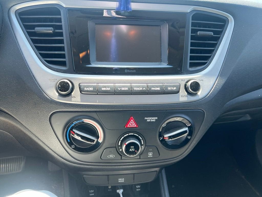 2020 Hyundai Accent SE