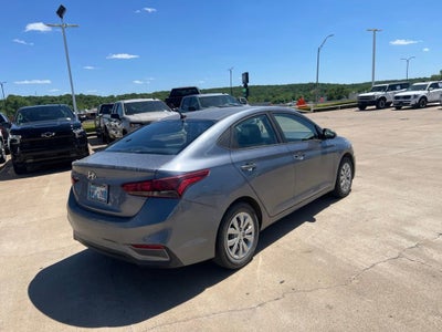 2020 Hyundai Accent SE