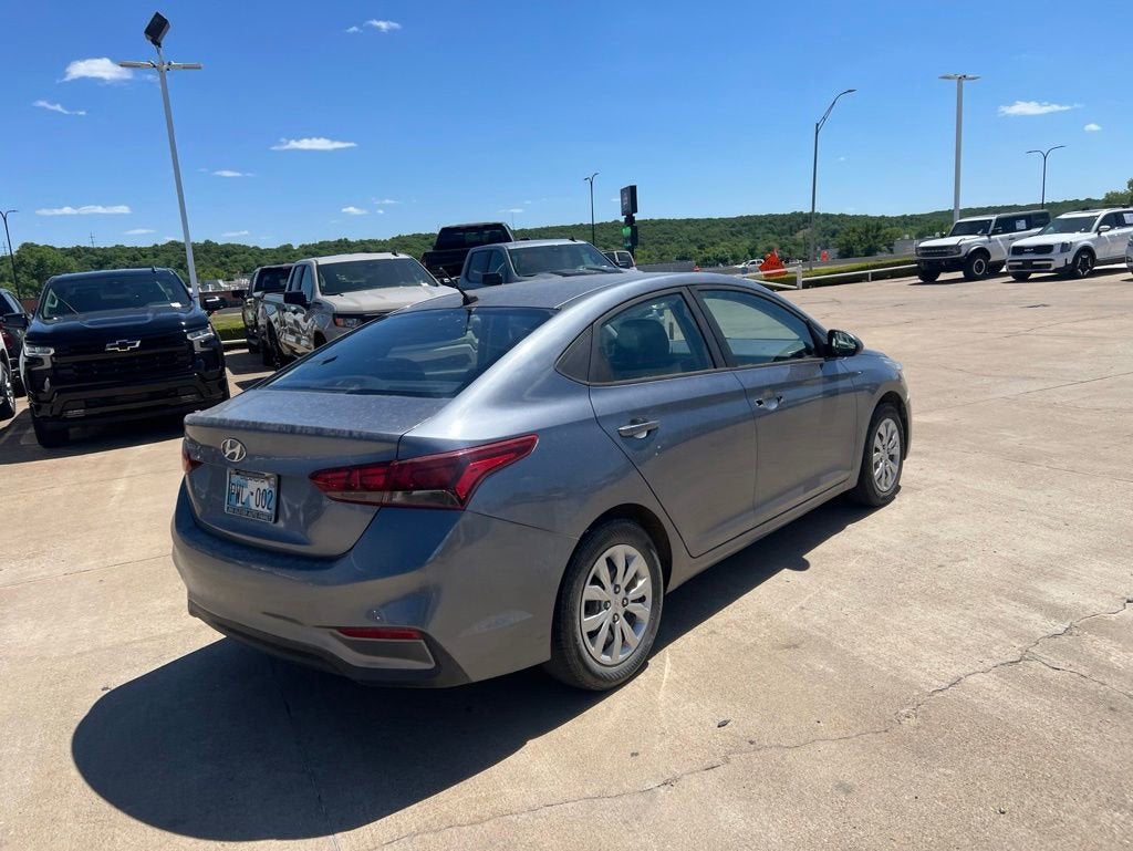 2020 Hyundai Accent SE