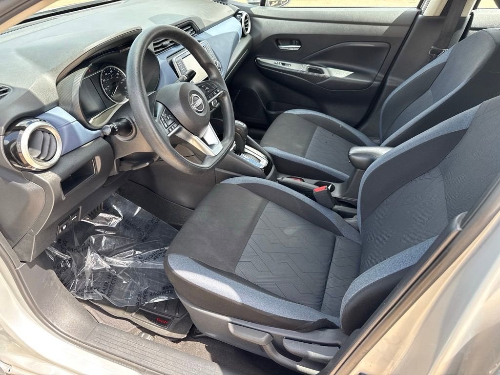 2023 Nissan Versa SV