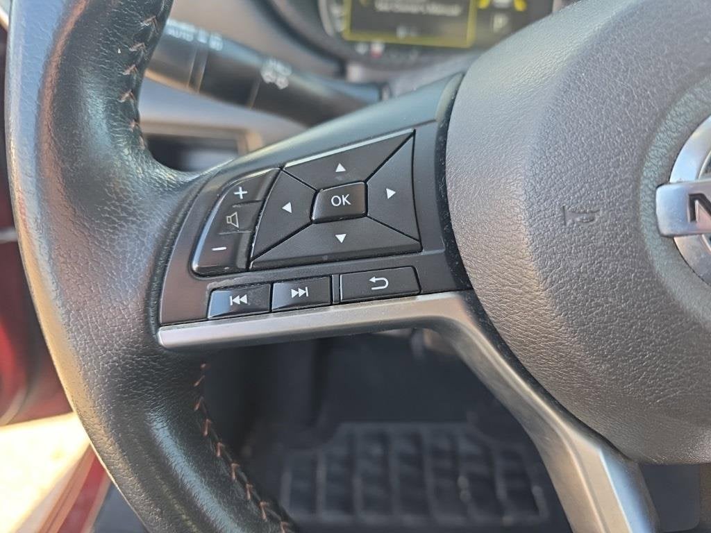 2020 Nissan Versa SR