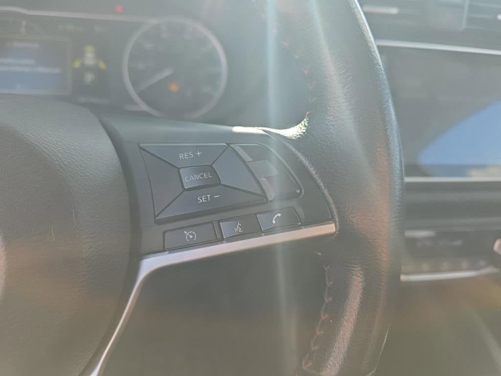 2020 Nissan Versa SR